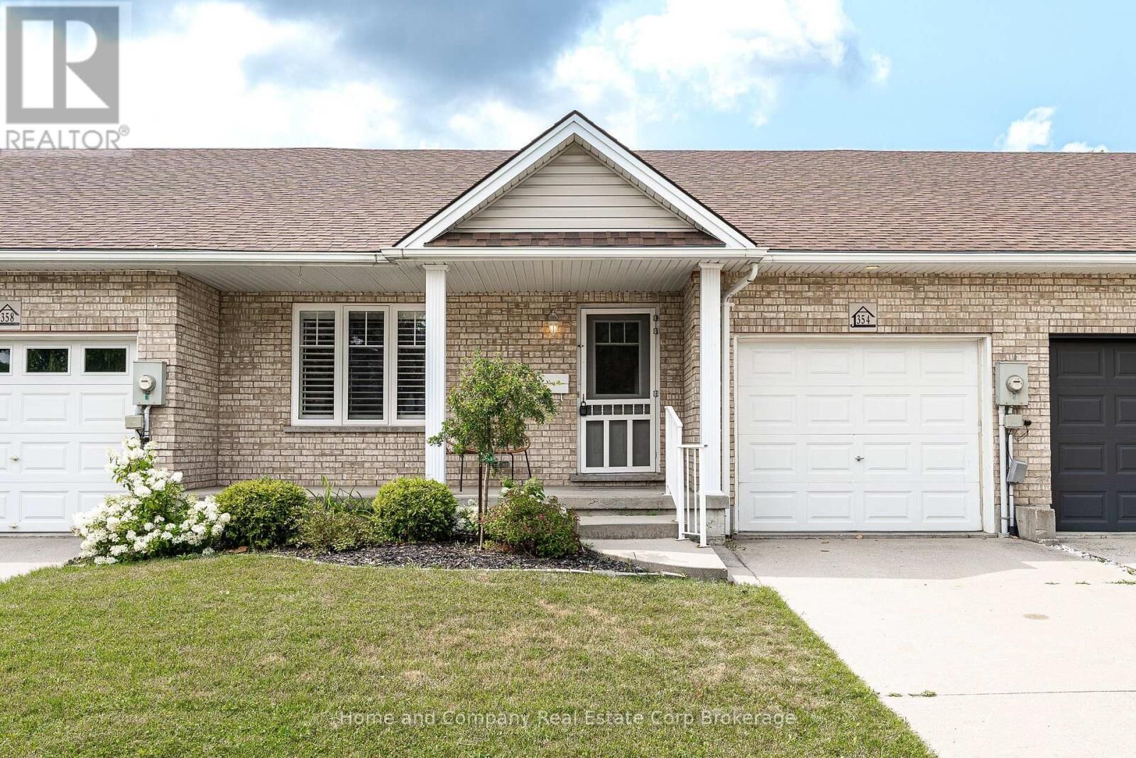 Property Photo: 354 Dufferin Street ON N5A 8B3