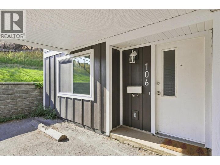 Property Photo:  643 McBeth Place 106  BC V2C 5V9 