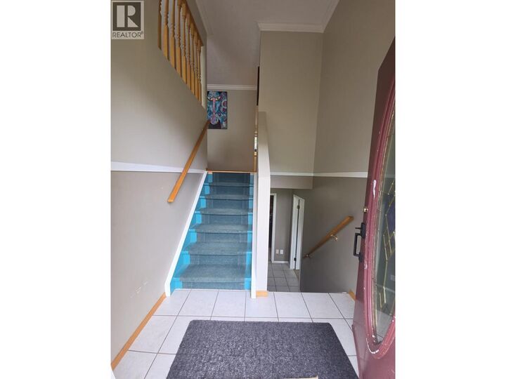 Property Photo: 16 Kiskatinaw Place BC V0C 2W0