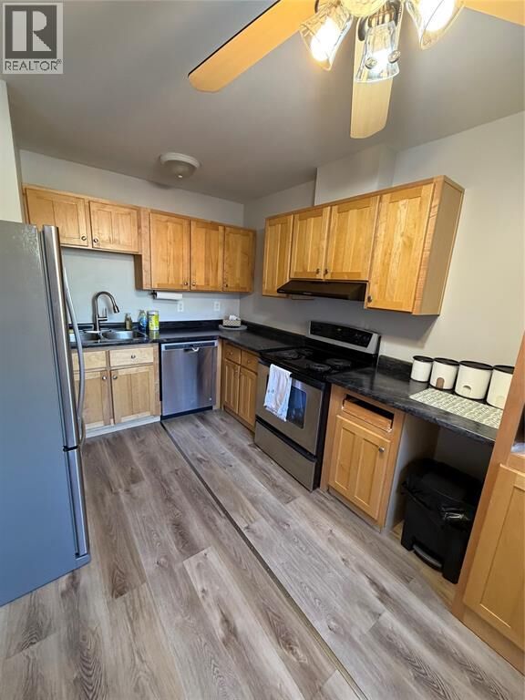 Property Photo:  834 Exmouth Street 6  ON N7T 5R2 