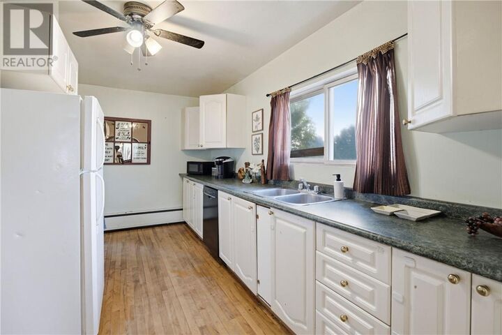 Property Photo:  3527 Falconbridge Highway  ON P3L 1E6 