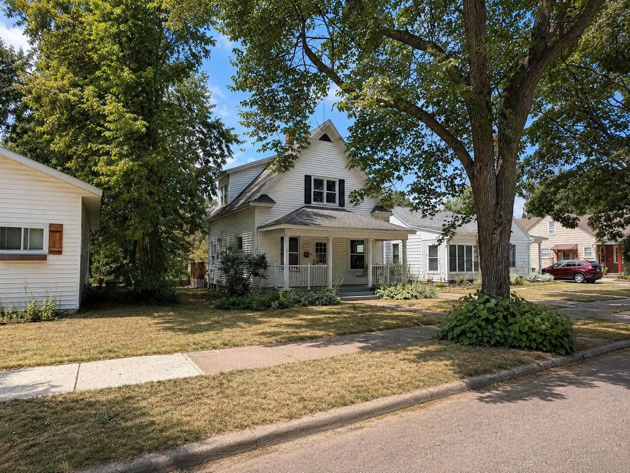 Property Photo:  1914 Emerson Street  WI 54403 