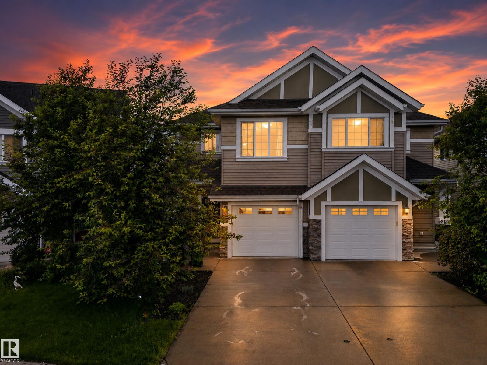 Property Photo: 2155 67 Street SW AB T6X 0T5