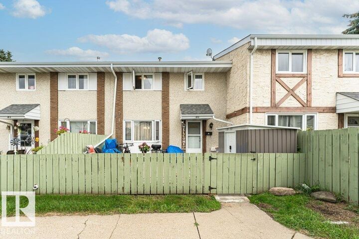 Property Photo: 10B Callingwood Court NW AB T5T 0H5