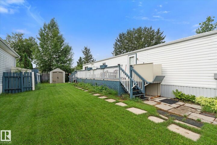 Property Photo: 49 53222 Range Road 272 AB T7X 3N4