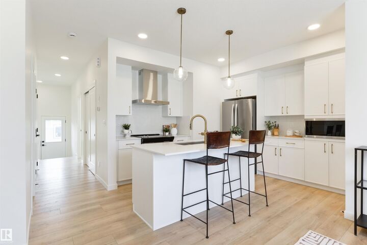 Property Photo:  323 Rankin Drive  AB T8N 8C7 