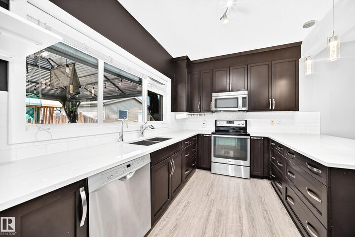 Property Photo: 17508 58 Street NW AB T5T 0T5