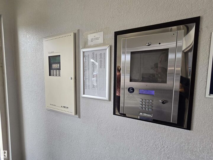 Property Photo: 2096 Blackmud Creek Drive SW 337 AB T6W 0G1