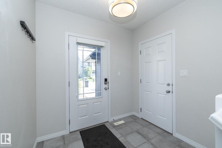 Property Photo:  5233 Crabapple Link SW  AB T6X 2H6 