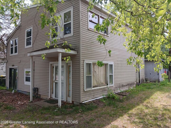Property Photo: 2077 Elliott Street MI 48842