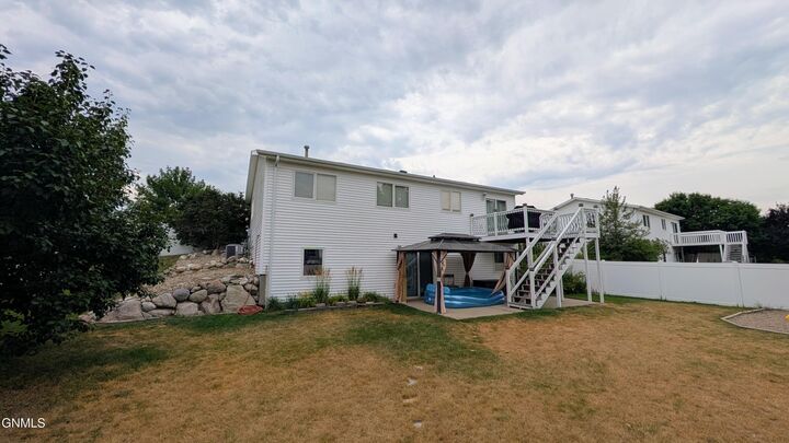 Property Photo:  3112 Stonewall Drive  ND 58503 
