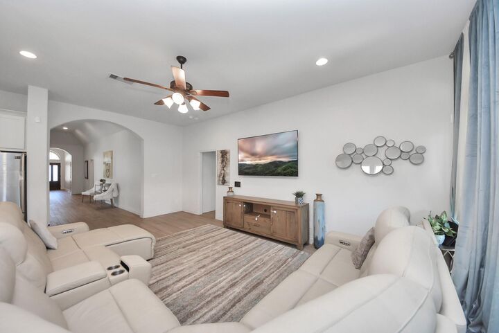 Property Photo:  2755 Parker Oak Pass  TX 77459 
