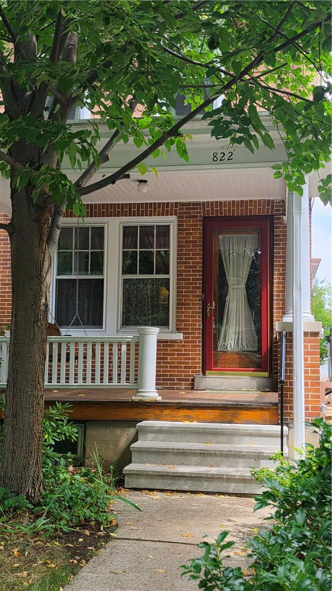 Property Photo:  822 Prospect Avenue  PA 18018 