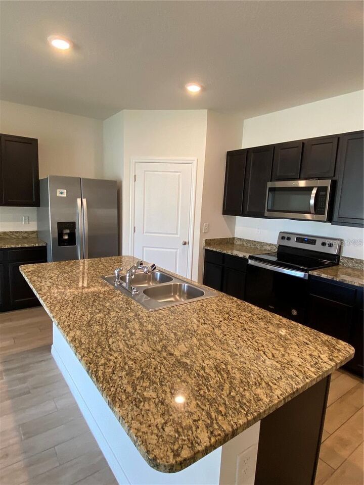 Property Photo: 8244 SW 60th Road FL 32608