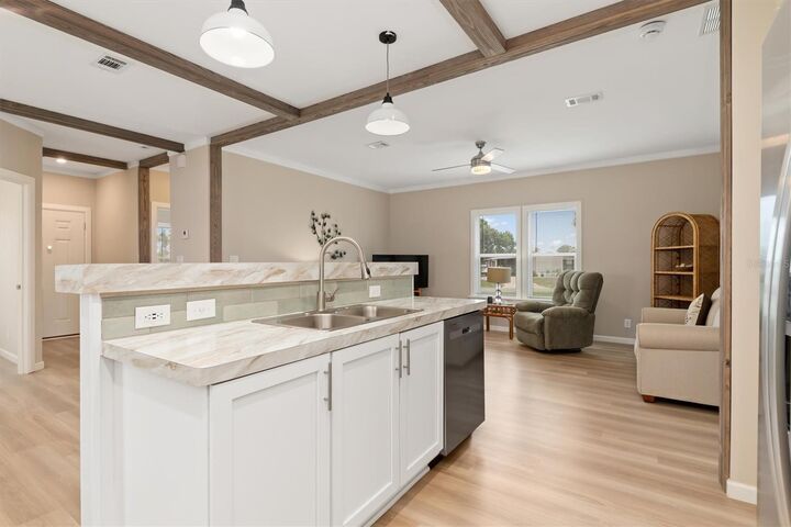 Property Photo:  6287 Greenfinch Road  FL 34224 