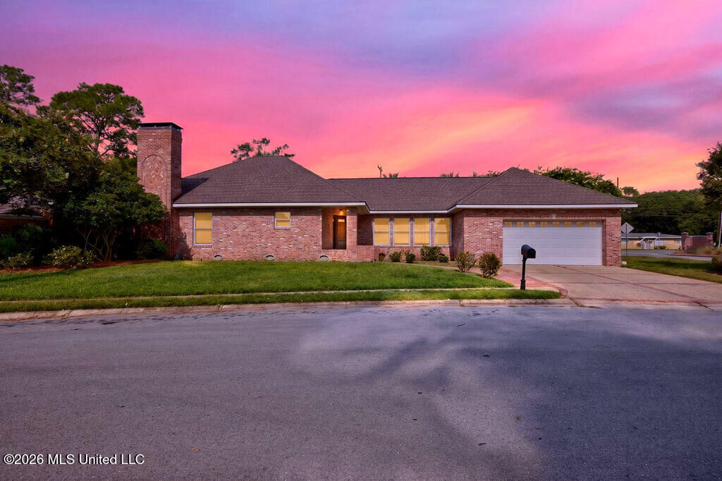 Property Photo: 401 S Caribe Place MS 39507