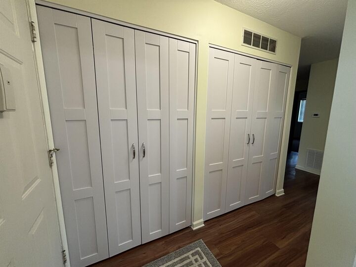 Property Photo:  437 W Schleier Street Unit 1  MI 48734 