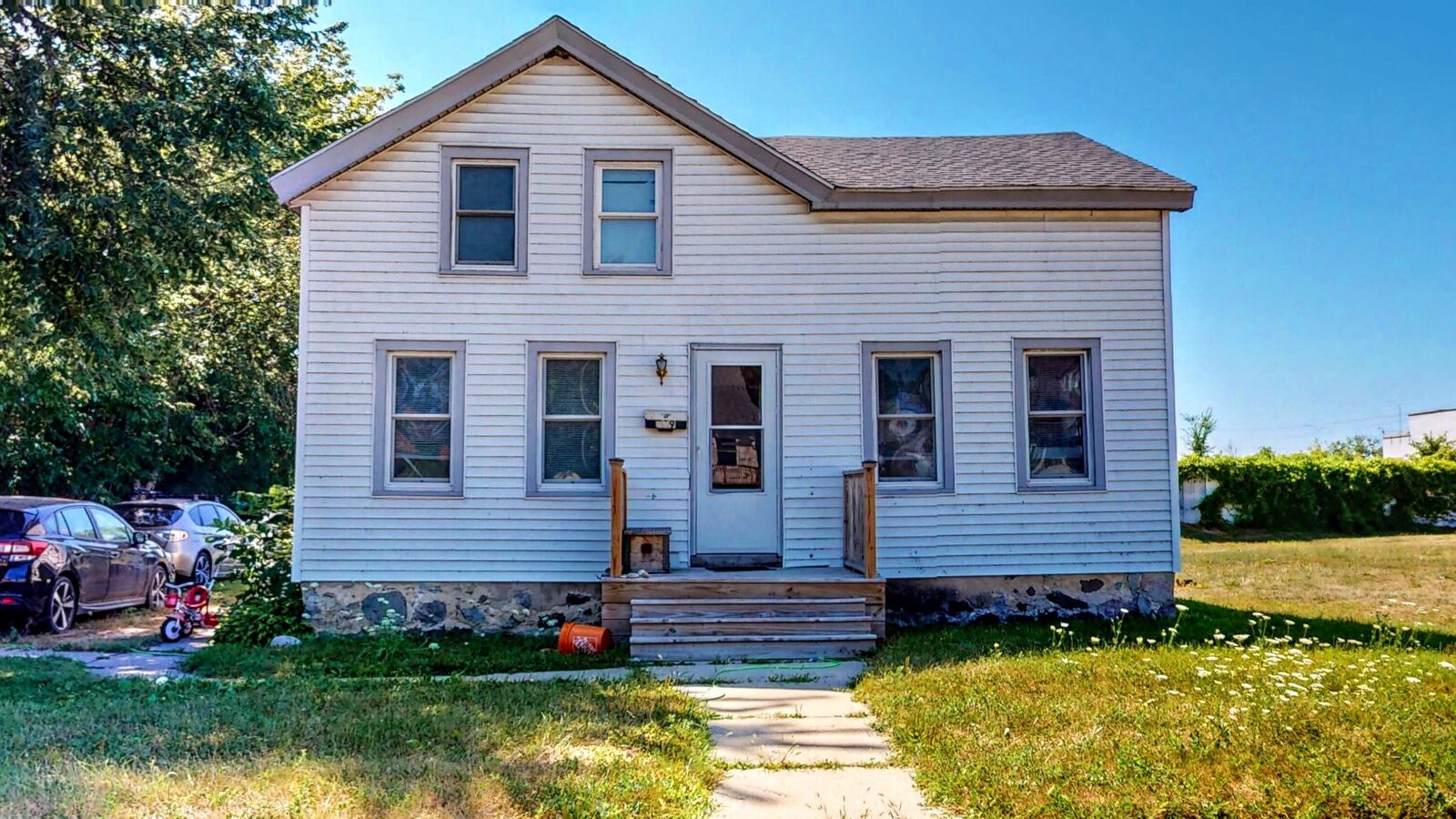 Property Photo:  709 S Main St  WI 53549 