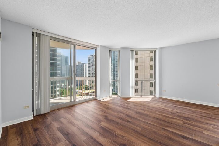 Property Photo:  222 N Columbus Drive 1909  IL 60601 