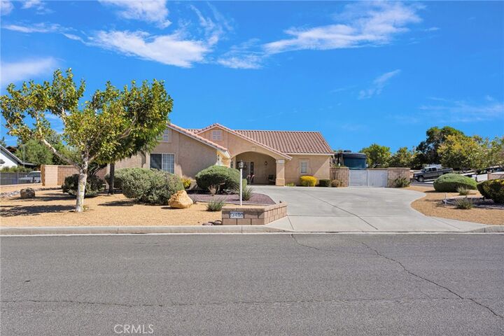 Property Photo: 13490 Paraiso CA 92308