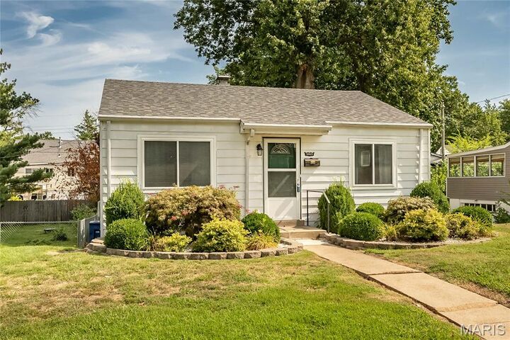 Property Photo:  5665 Marquette Avenue  MO 63139 