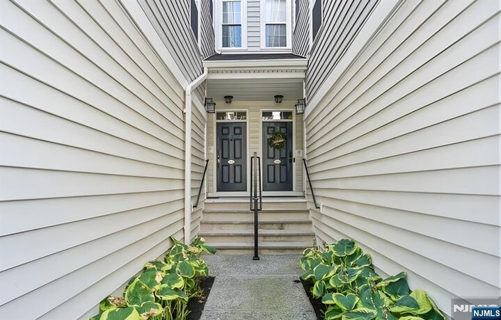 Property Photo:  107 Brittany Court 281  NJ 07013 