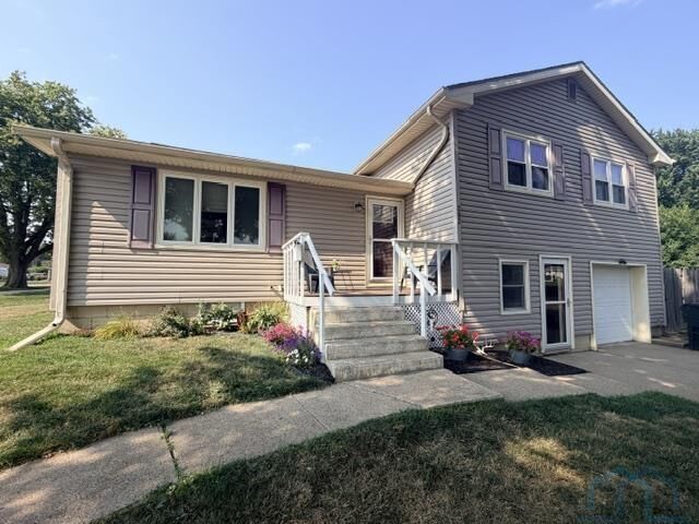 Property Photo:  202 N 6th St  IA 51034 