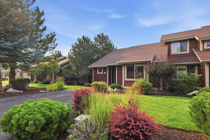 Property Photo:  10614 Village Loop  OR 97756 