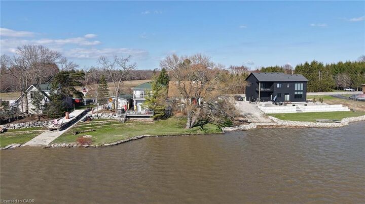 Property Photo:  95 Haldimand Road 17  ON N1A 2W4 