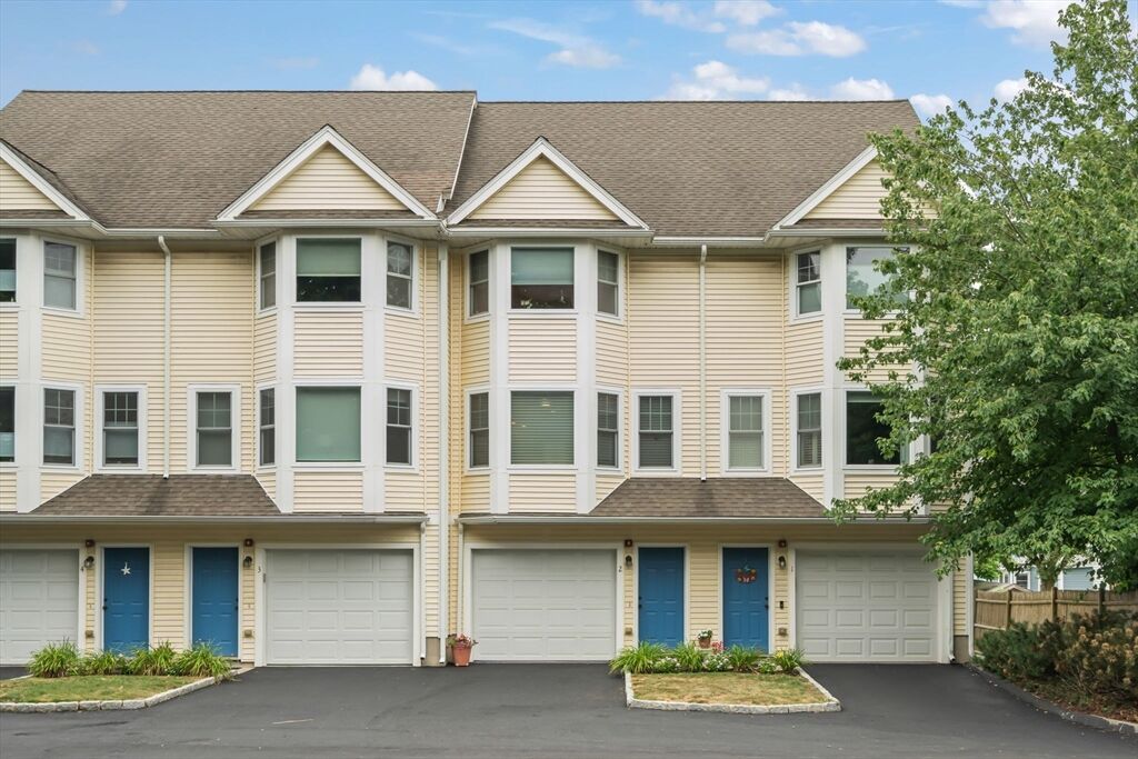 Property Photo: 14 1/2 Roundy 2 MA 01915