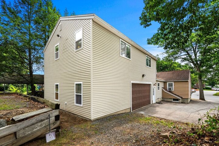 Property Photo: 118 E Meadow Rd MA 01854