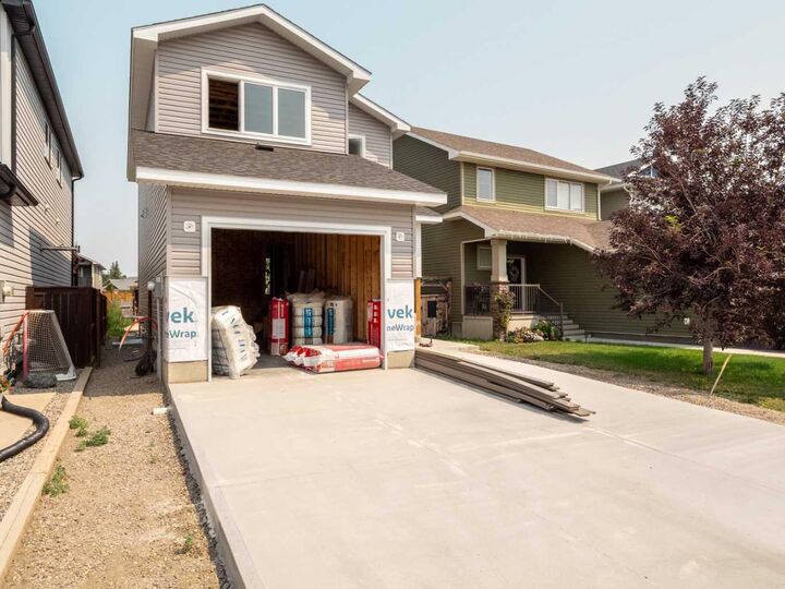 Property Photo: 341 Westgate Crescent AB T1M 0E3