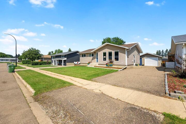 Property Photo: 5308 34 Street AB T9V 1G7