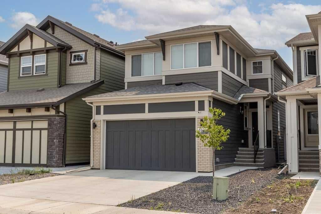 Property Photo: 338 Magnolia Way SE AB T3M 3S6