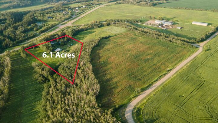 Property Photo: 38260 Range Road 261A AB T4E 0Y1