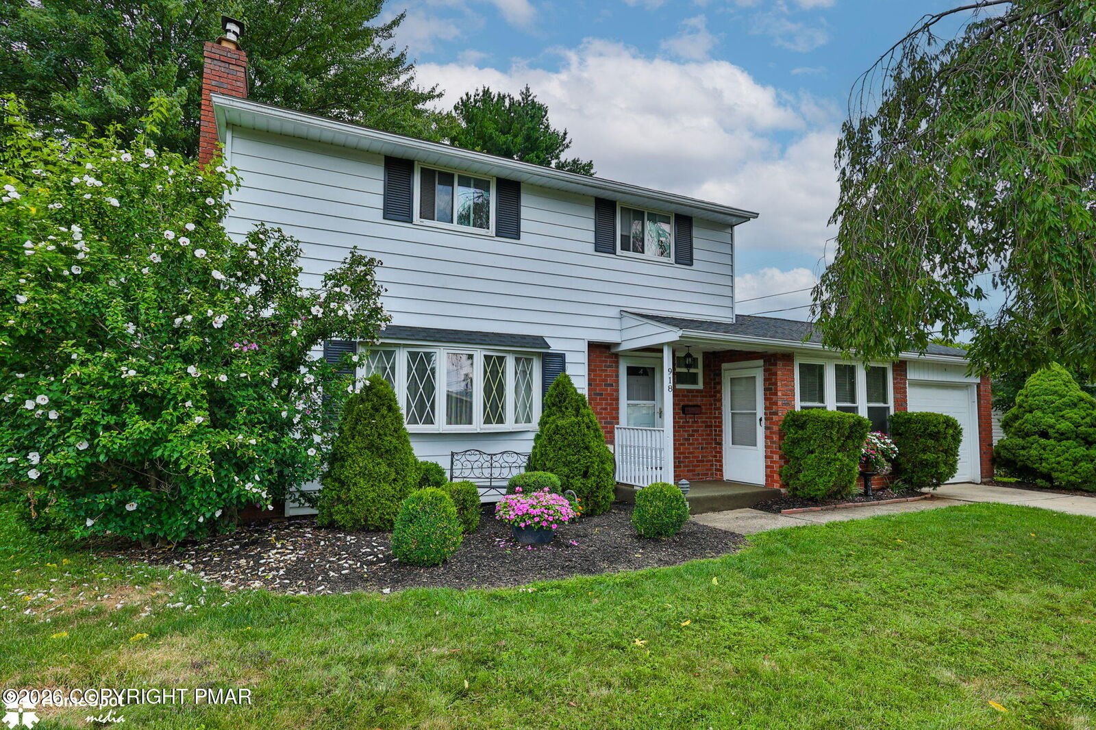 Property Photo: 918 Bradford Street PA 18018