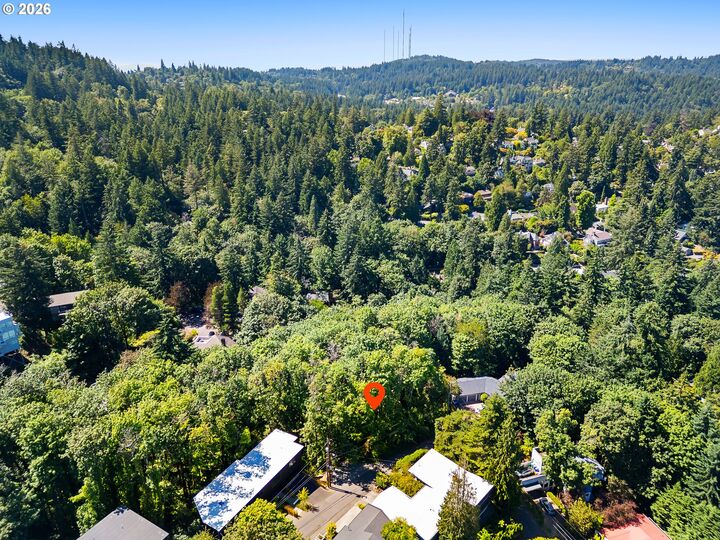 Property Photo:  SW Sherwood Pl 53  OR 97201 