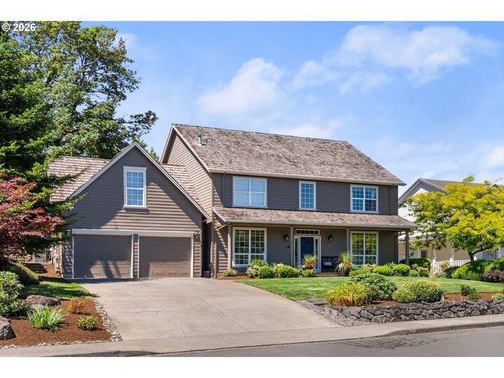 Property Photo:  639 NW Fremont St  WA 98607 