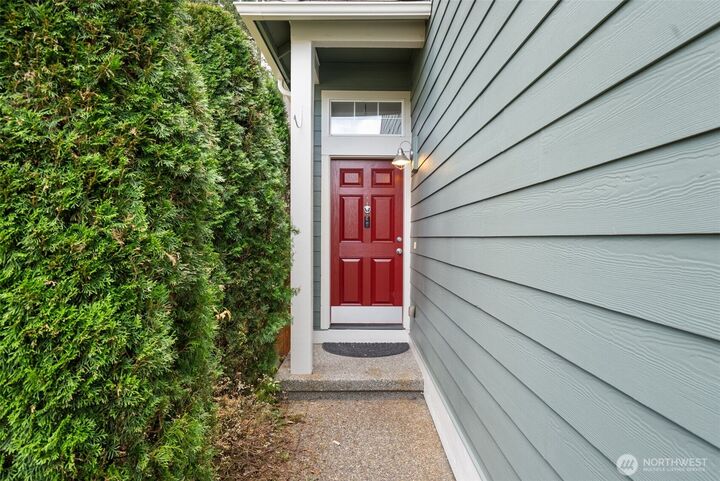 Property Photo: 22411 SE 244th Street WA 98038