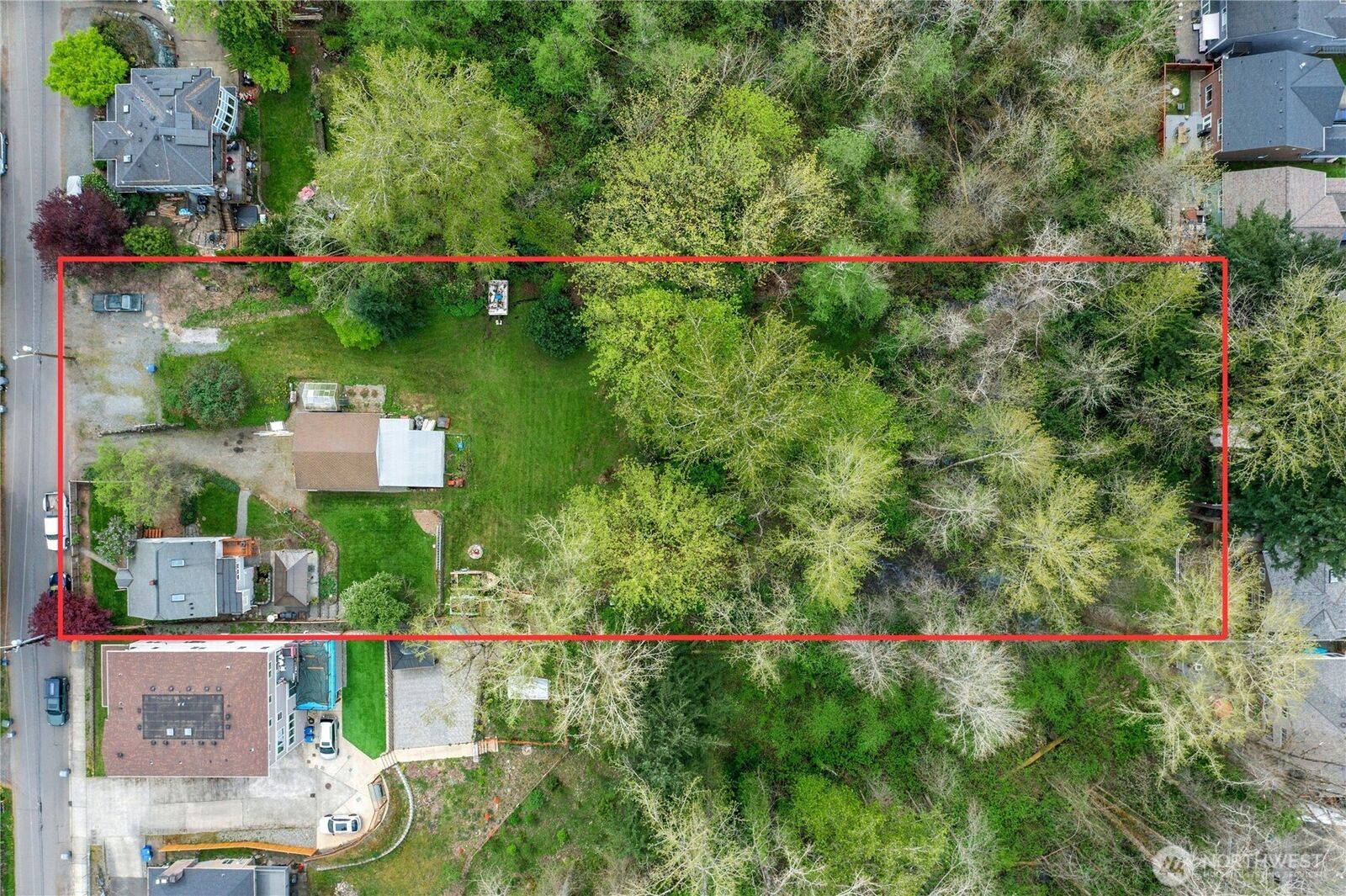 Property Photo: 18011 18005 83rd Avenue NE WA 98028