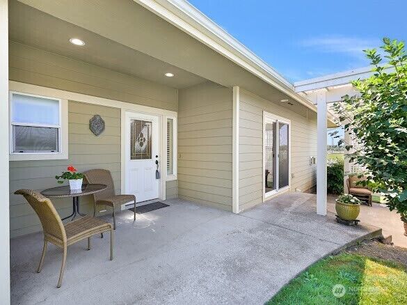 Property Photo: 2019 Bender Park Blvd. 2 WA 98264