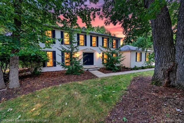 Property Photo: 4133 Shore Crest Drive MI 48323