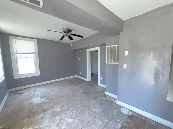 Property Photo:  3004 George Washington Hwy  VA 23704 