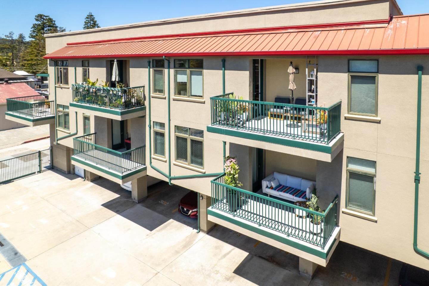 Property Photo:  1111 Ocean St 204  CA 95060 