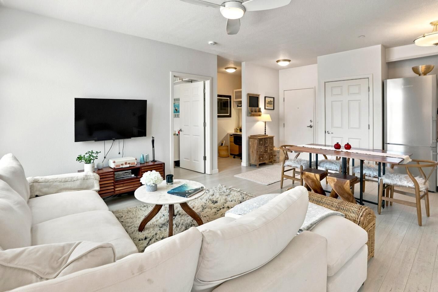 Property Photo:  1111 Ocean Street 204  CA 95060 