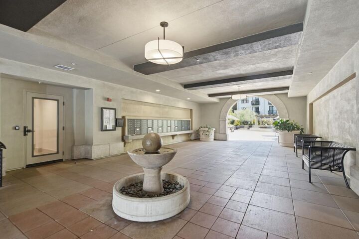 Property Photo: 1001 Laurel Street 113 CA 94070