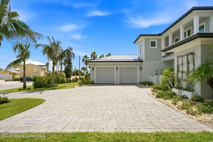 Property Photo: 201 3rd Avenue FL 32951