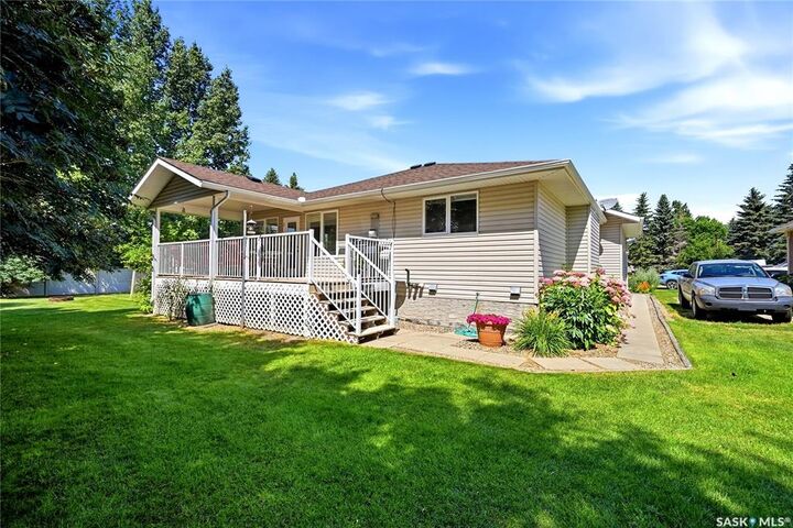 Property Photo: 28 Rosedale Avenue SK S0G 2K0