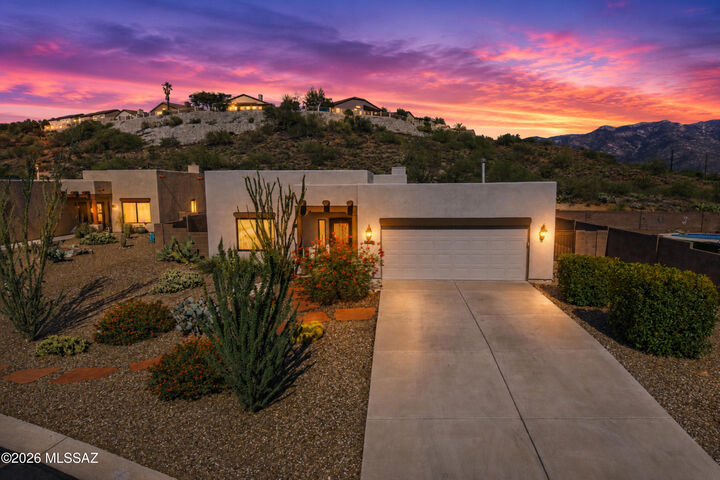 Property Photo:  39955 S Horse Run Drive  AZ 85739 