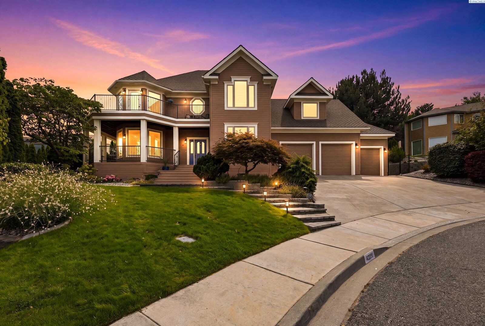 Property Photo:  4209 S Neel Ct  WA 99337 